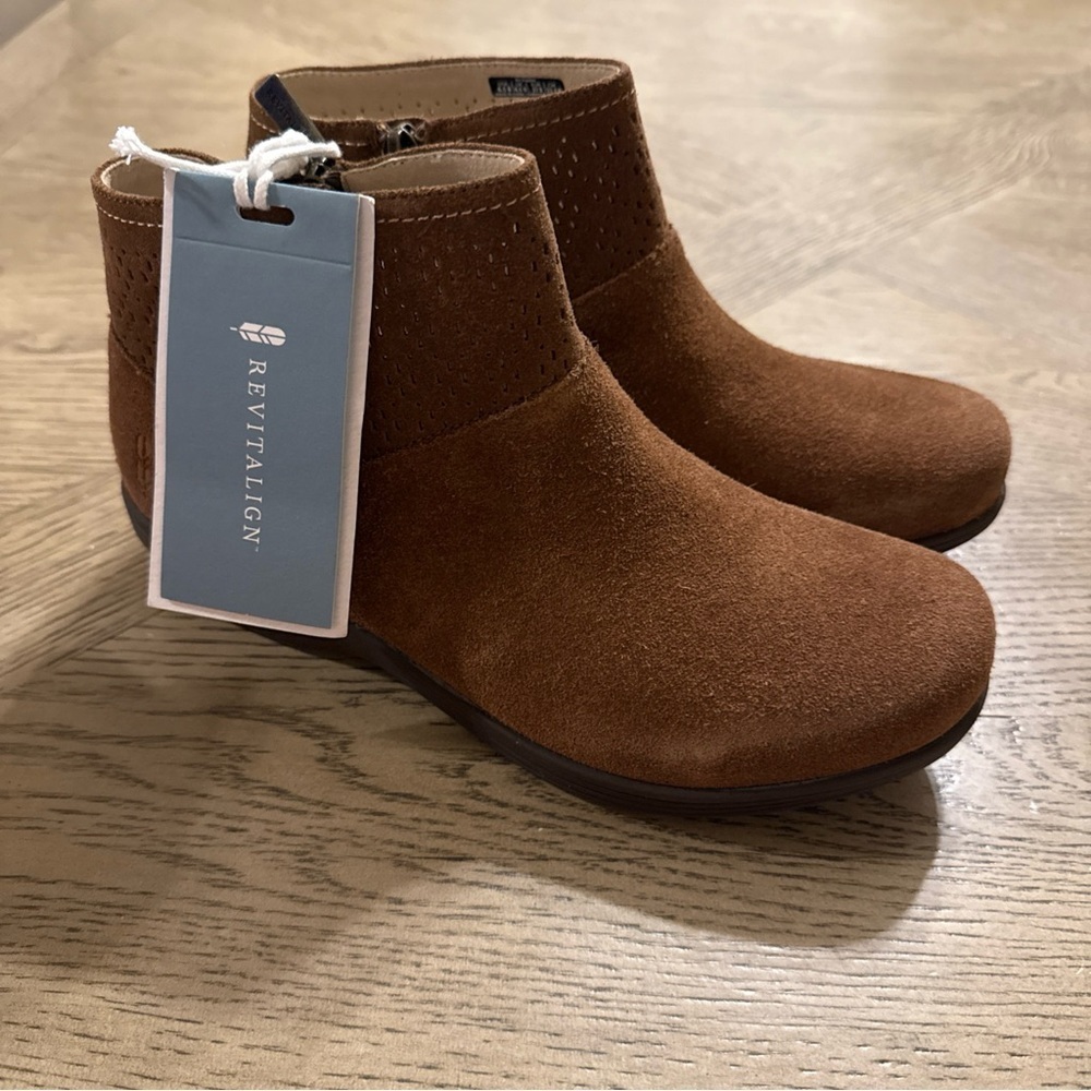Revitalign Del Mar Women's Lightweight Boot Brown - 6.5B